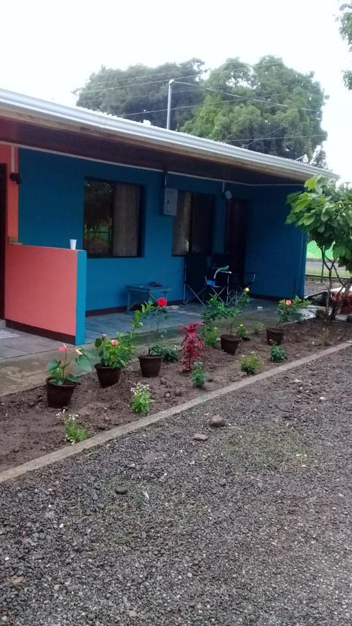 Cabinas Surf Side Cahuita Exterior foto